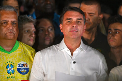 Flávio Bolsonaro se declara el 