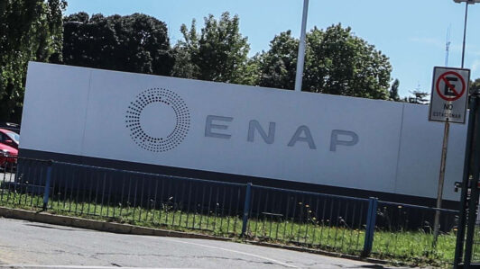 Ministerios de Hacienda y Energía califican de “inaceptables” las irregularidades de ENAP en reportes de emisiones