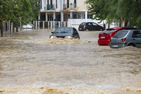 Inundaciones dejan una mujer muerta y 90 personas rescatadas en España
