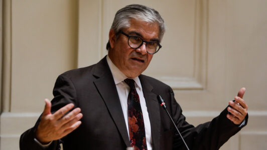“Esta es la situación más grave que hemos conocido”: Mario Marcel apunta a las AFP por las pérdidas del Fondo E