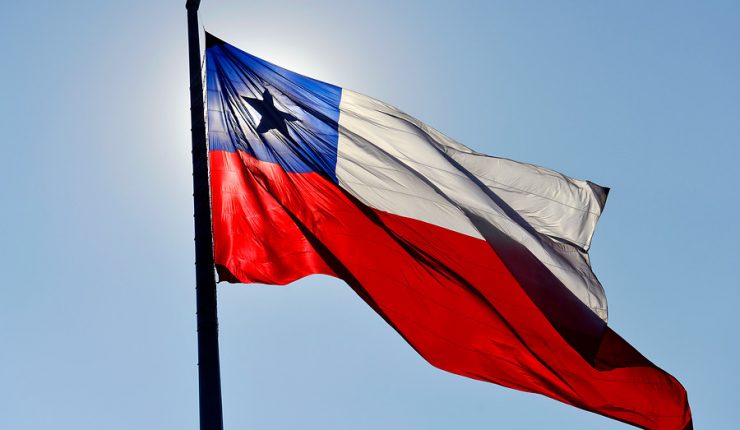 https://media.cnnchile.com/sites/2/2018/09/bandera-chilena-0609-740x430.jpg