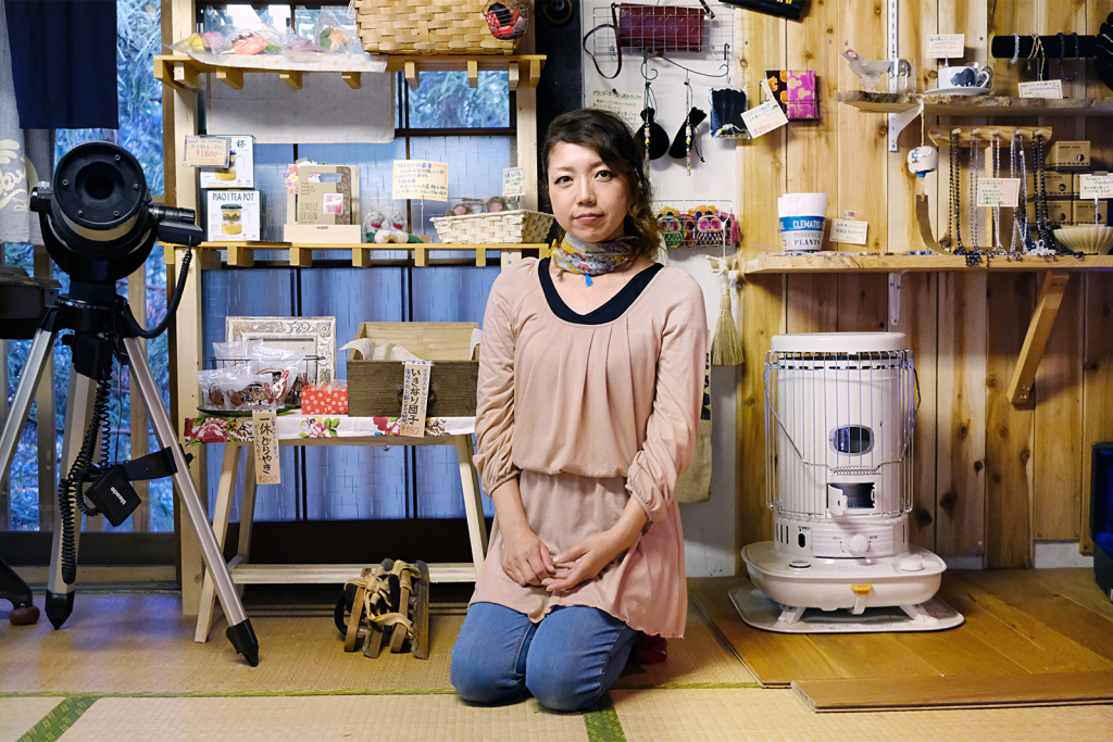 Naoko Ida convirtió una casa de estilo antiguo japonés en un café.