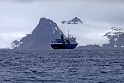 Supuesto hallazgo ruso de petróleo: Gobierno dice que Chile seguirá defendiendo "firmemente la preservación de la Antártica”