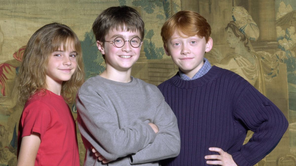 arma color Pez anémona Harry, Hermione y Ron reaparecen juntos en Hogwarts: Mira la foto del  reencuentro