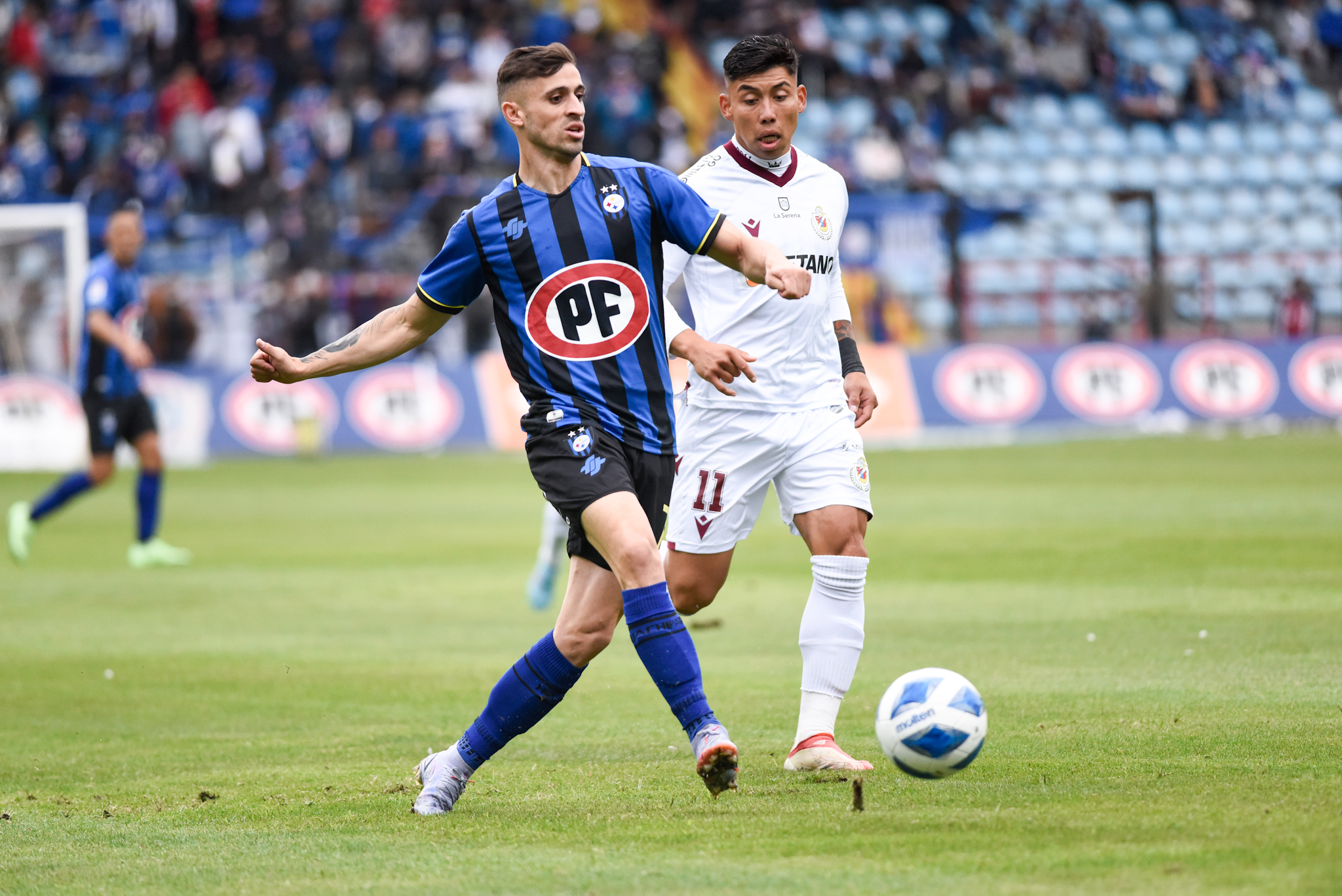 Deportes La Serena celebró su primer triunfo en el Campeonato tras