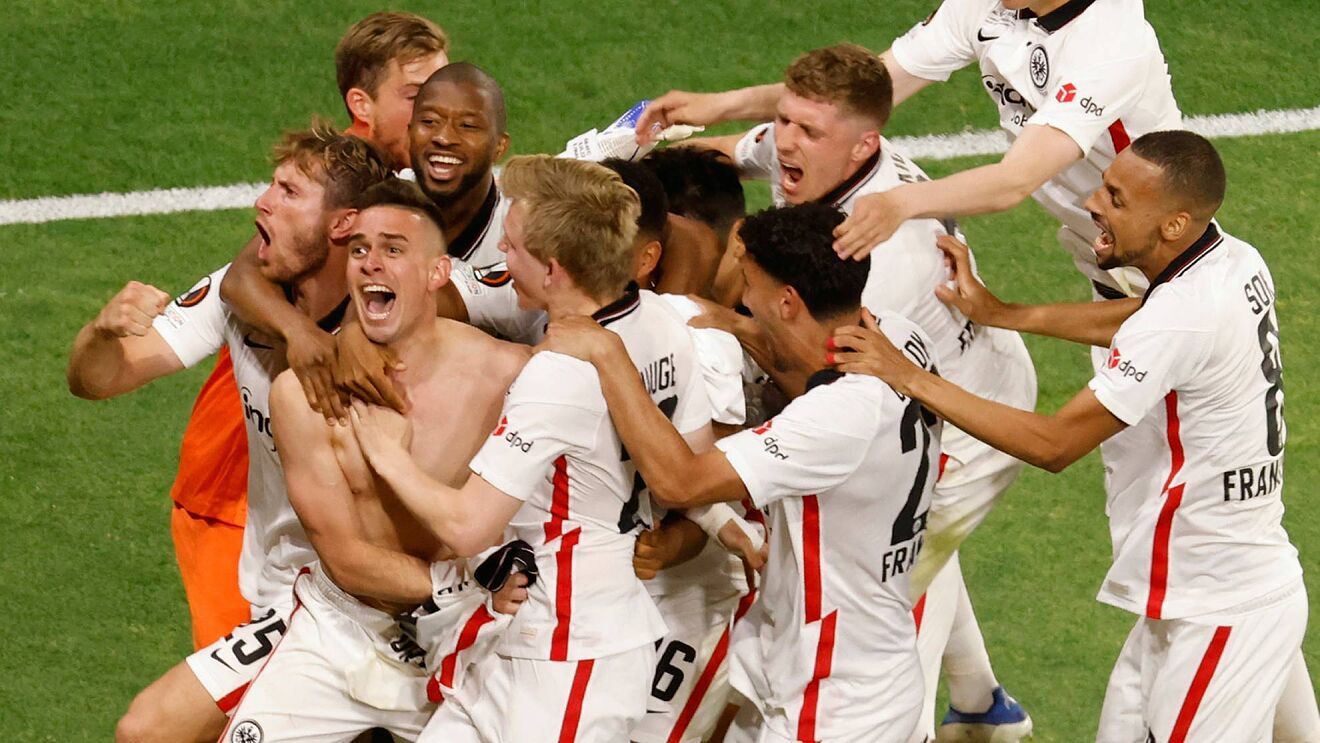 Tras Vencer Al Rangers En Penales Eintracht De Frankfurt Se Coronó Campeón De La Europa League 