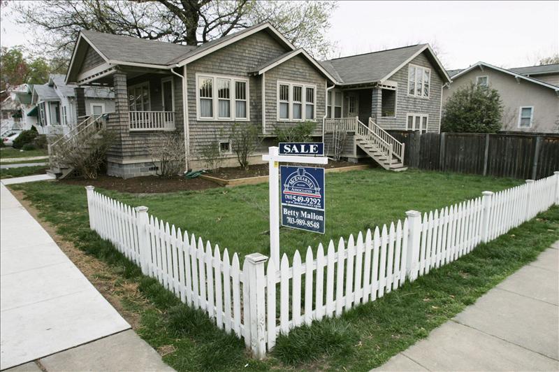 Estados Unidos: Las ventas de vivienda cayeron de nuevo en abril a medida  que los precios alcanzan nuevos récords