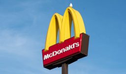McDonald’s sufre su peor caída en ventas desde la pandemia
