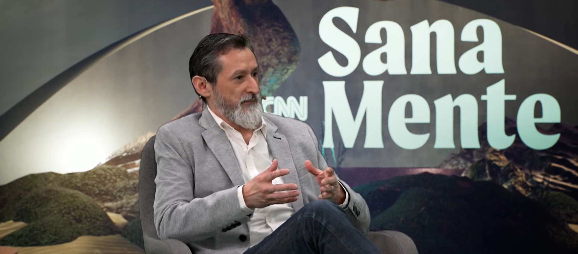 René Espinoza “El caldo de cultivo de la experiencia del yoga es el