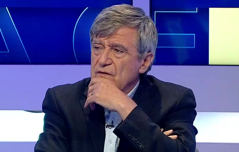 Camilo Escalona (PS) “El Gobierno debiese hacer esfuerzos por