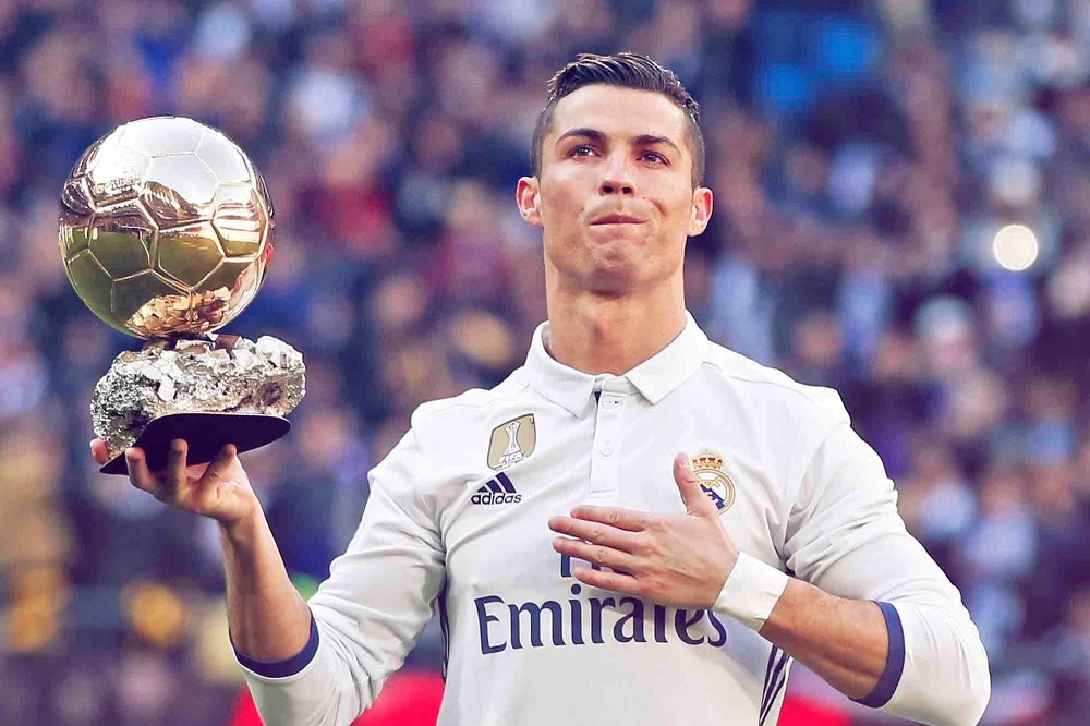 Cristiano Ronaldo habría recibido oferta del Real Madrid para volver a  jugar por el club