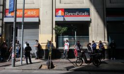 Detienen a ex trabajadores de BancoEstado imputados por millonario fraude informático interno