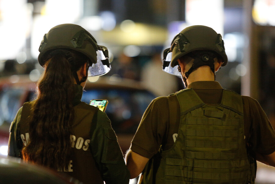 Carabinero Le Disparó A Sujeto Que Intentó Atacarlo Con Arma Blanca En Coronel 9235