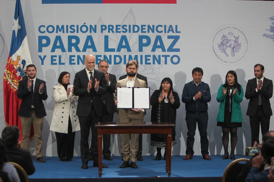 Pdte. Boric Lanza La Comisión Para La Paz Y El Entendimiento Con El Fin ...