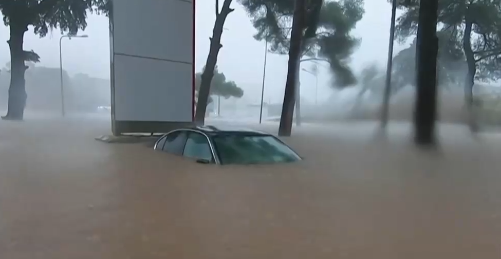 Devastadoras Inundaciones En Libia: Al Menos 2 Mil Personas Murieron Y ...