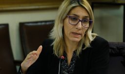 “El deporte siempre ha sido el premio de consuelo”: Diputada Érika Olivera califica de “una vergüenza” designación de Emilia Ríos como subsecretaria tras perder alcaldía de Ñuñoa