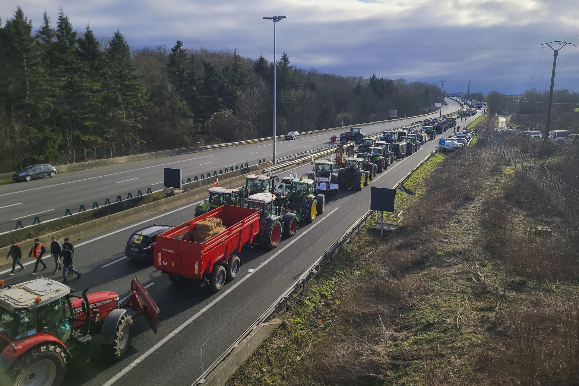 Las Protestas De Los Agricultores Se Extienden Por Europa: ¿Cuáles Son ...