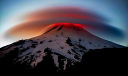 Registran leve actividad volcánica en el Volcán Villarrica: Senapred mantiene alerta amarilla