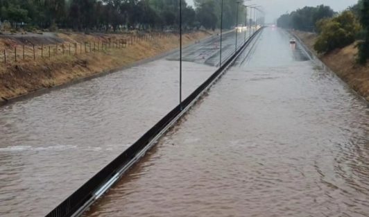 Efectos de la lluvia: Anegamiento en Ruta 68 obliga a realizar desvíos