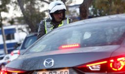 Estudio cuestiona la efectividad de la restricción vehicular en Santiago