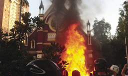 Declaran culpable a acusado de incendiar iglesia de Carabineros durante el estallido social