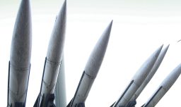 Sohr analiza récord mundial de gasto en armas nucleares: "Hay una percepción de que Rusia constituye una amenaza directa"