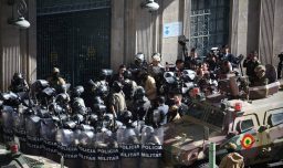 Movilización militar irregular en Bolivia: El extenso despliegue de FF.AA. en palacio de Gobierno