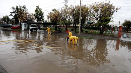 Municipalidad de Lo Espejo oficia al MOP y al Serviu por inundaciones en la comuna tras intensas lluvias