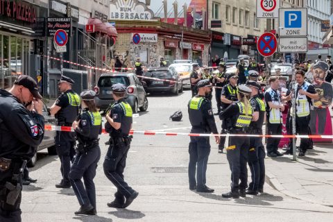 Alemania: Policía abatió a hombre que amenazó con un hacha cerca de la zona de la Eurocopa 2024