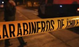 Dos carabineros heridos y tres casas dañadas: Menores de edad detenidos tras persecución policial en Puente Alto