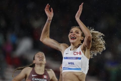 "Correr es algo que me trae felicidad y paz": La historia que Martina Weil está escribiendo en el atletismo chileno