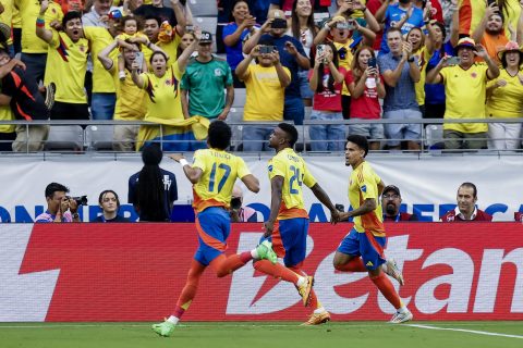 Colombia golea a Panamá y asegura su pase a las semifinales de la Copa América