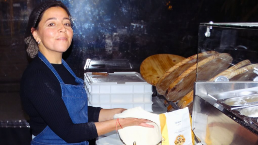 "Amo esta profesión": La travesía de la chilena que ganó un importante campeonato de pizza en Italia