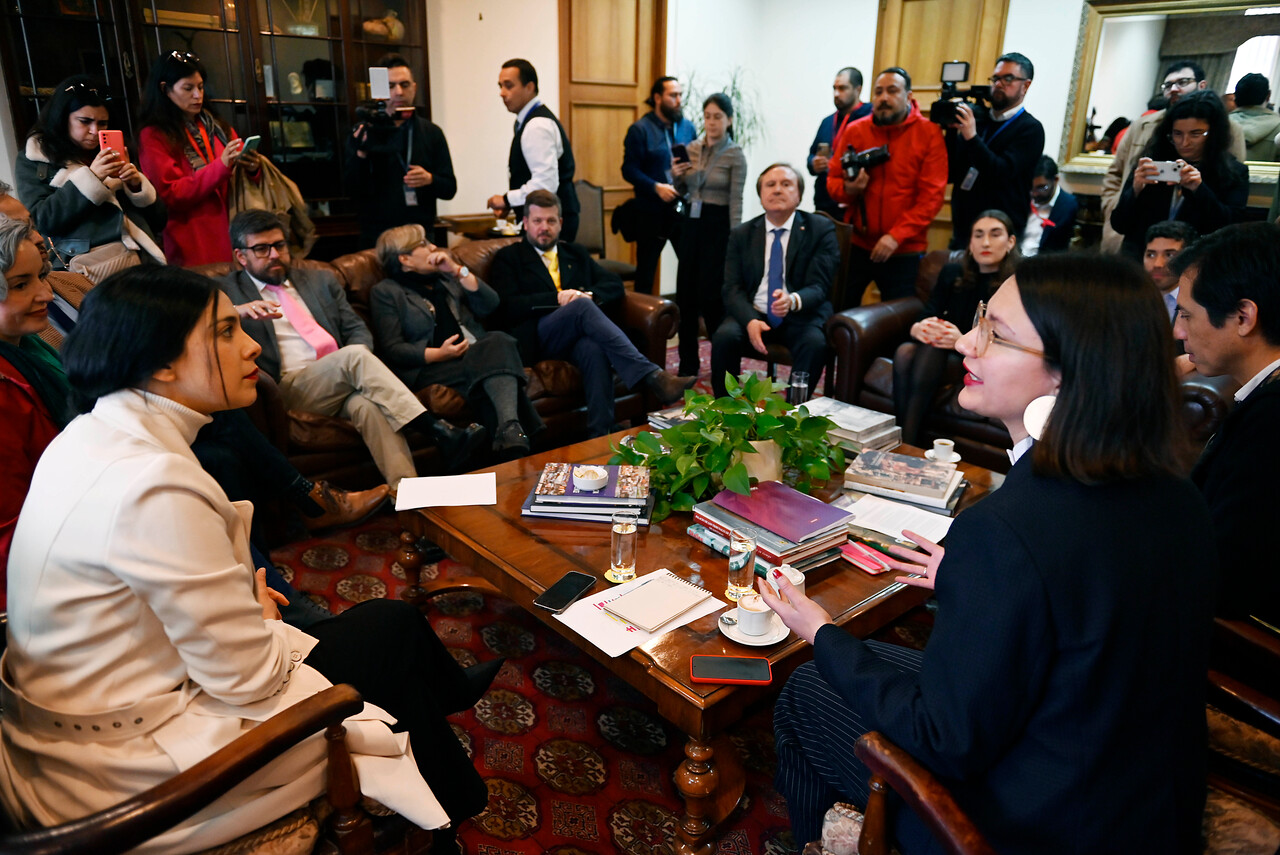 Reunión de Hassler con diputados