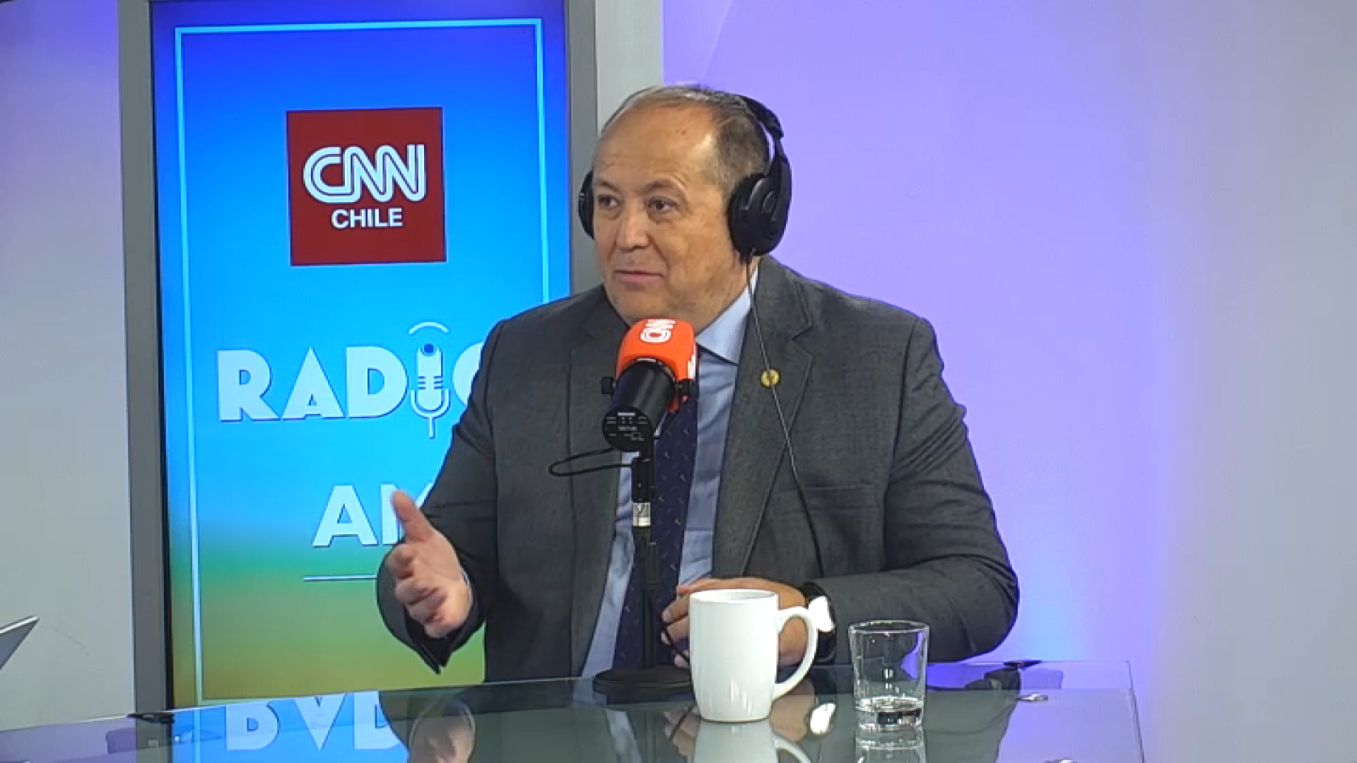 Fiscal Nacional, Ángel Valencia, habla sobre la crisis de seguridad en el país en entrevista con CNN Chile Radio