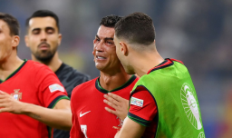 Eurocopa: Ronaldo lloró de impotencia y después marcó en penales en el paso de Portugal a cuartos de final