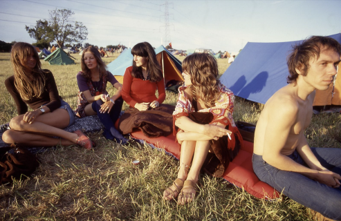 Fotos inéditas de Glastonbury 1971 muestran lo mucho que ha cambiado el festival
