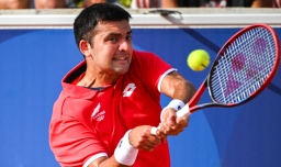 Tomás Barrios sufre dolorosa derrota ante un top 50 y se despide en segunda ronda del Masters de Toronto