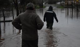 "Escote de la muerte": El fenómeno meteorológico que afecta duramente la zona centro-sur del país y que amenaza a Santiago