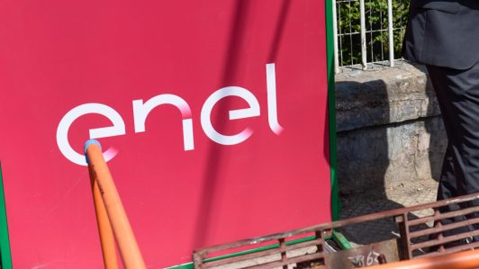 La millonaria multa que arriesga Enel ante formulación de cargos por muerte de personas electrodependientes