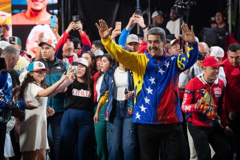 “Está alistando maletas Gucci”: Maduro asegura que María Corina Machado se está preparando para irse de Venezuela