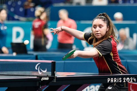 Florencia Pérez se lleva el bronce en para tenis de mesa: Es la chilena más joven en ganar una medalla paralímpica