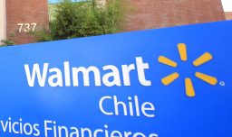 Walmart demanda a exejecutivo por apropiarse de "información de gran valor comercial" tras ser despedido