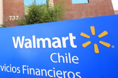 Walmart demanda a exejecutivo por apropiarse de "información de gran valor comercial" tras ser despedido