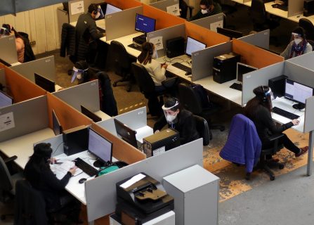 Reconocido call center chileno pide su quiebra: Alude a aplicación de las 40 horas y problemas económicos tras la pandemia