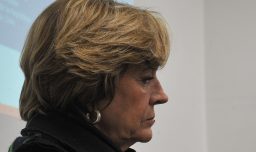 Evelyn Matthei arremete contra el gobierno tras renuncia de Yáñez y dice sentirse “violentada”