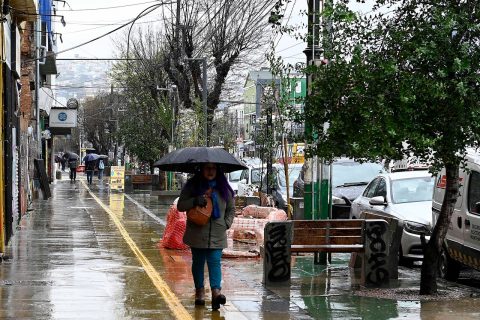 Tormentas eléctricas y lluvias intensas afectarán a cinco regiones del país este 18 y 19 de septiembre