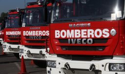 Empresa demanda a Bomberos de Chile por US$6 millones acusando "multas indebidas": Se habrían demorado más de 500 días en entregar carros bomba