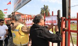 A pocos días de su inauguración: Clausuran fonda en La Florida por razones sanitarias