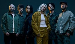 Tras la muerte de Chester Bennington: Linkin Park regresa a los escenarios con Emily Armstrong como nueva vocalista